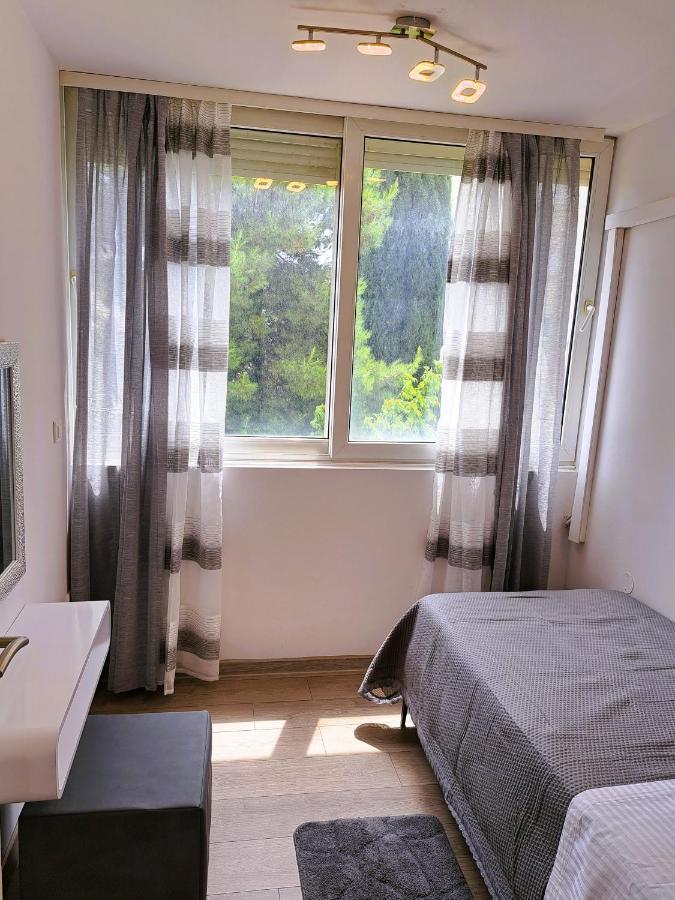 Luklena Split