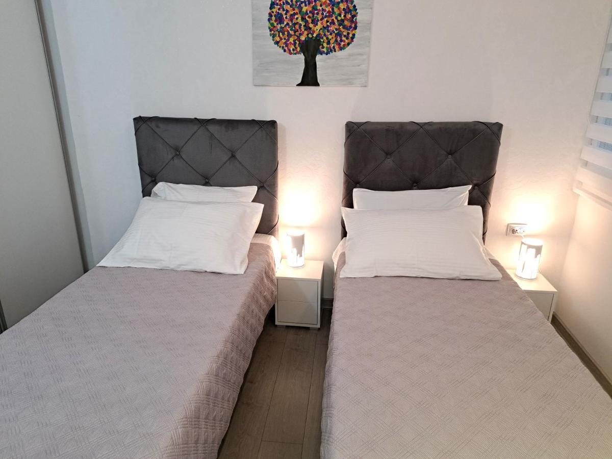 Luklena Apartman *